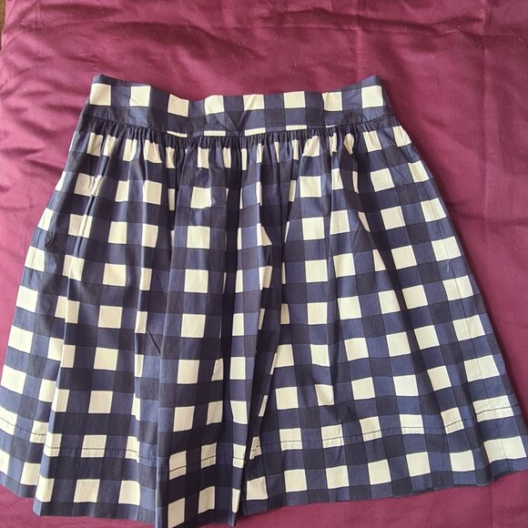 ✨ Banana Republic Pleated Midi Skirt - Size 6 - Priced to Move! ✨ - Picture 5 of 5